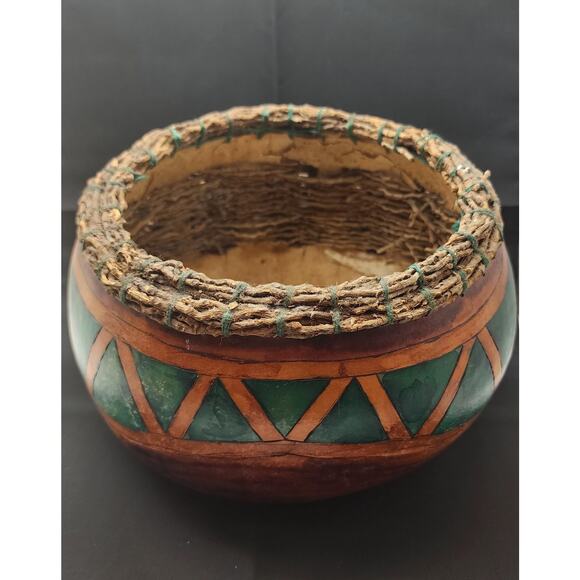 Natural Gourd Basket weaved twigs and hand painted - Picture 1 of 15